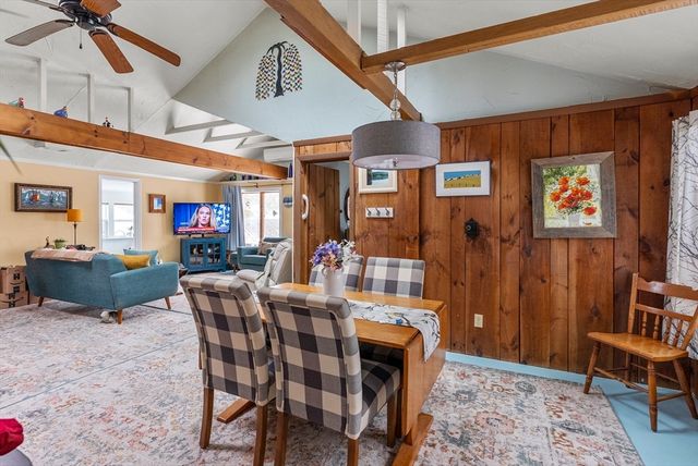 24 East Rd, Mashpee, MA 02649