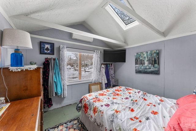 24 East Rd, Mashpee, MA 02649