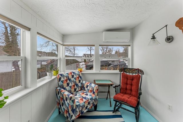 24 East Rd, Mashpee, MA 02649