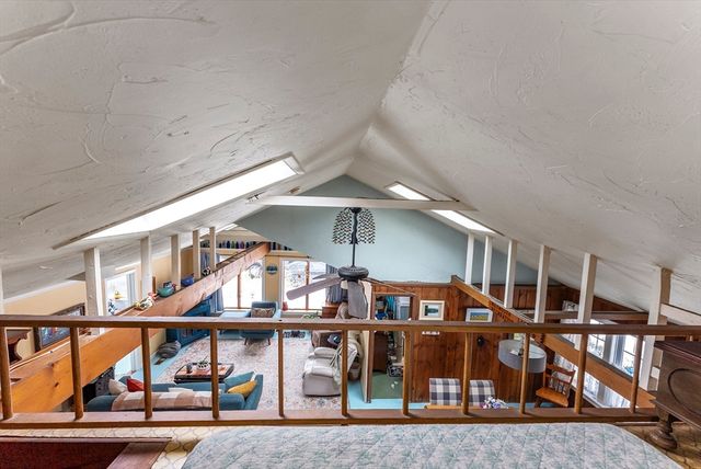 24 East Rd, Mashpee, MA 02649