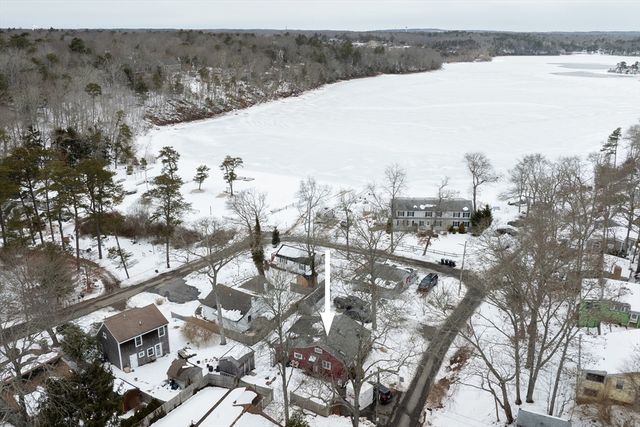 24 East Rd, Mashpee, MA 02649