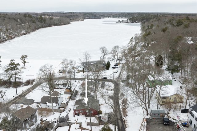 24 East Rd, Mashpee, MA 02649