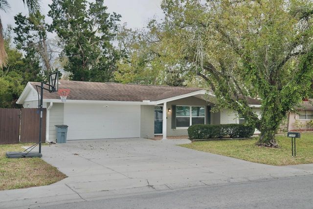 7944 YUCCA DRIVE, New Port Richey, FL 34653