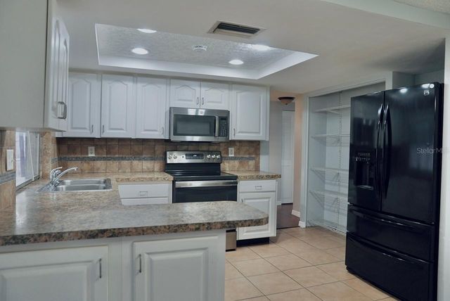 7944 YUCCA DRIVE, New Port Richey, FL 34653