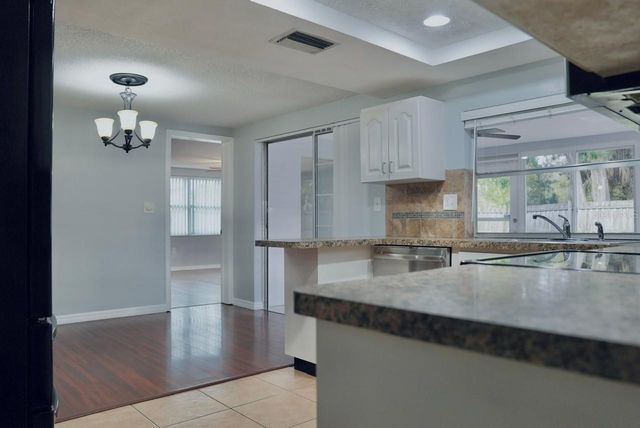 7944 YUCCA DRIVE, New Port Richey, FL 34653