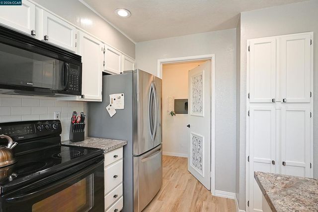 94 Elder Dr H, Pacheco, CA 94553