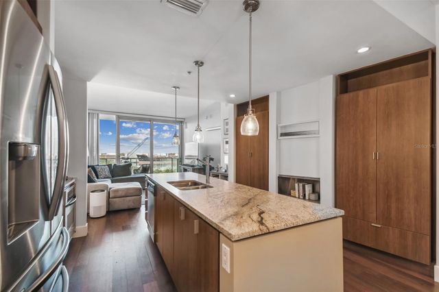 912 CHANNELSIDE DRIVE 2504, Tampa, FL 33602