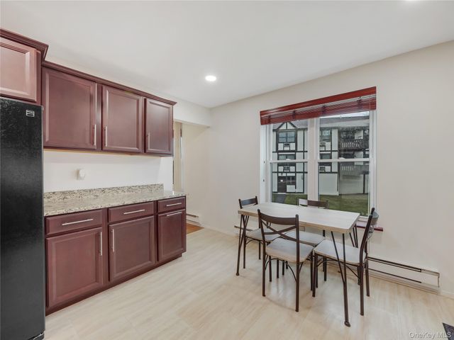 327 Sierra Vista Lane, Valley Cottage, NY 10989