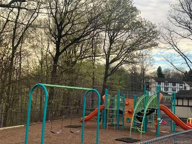 327 Sierra Vista Lane, Valley Cottage, NY 10989