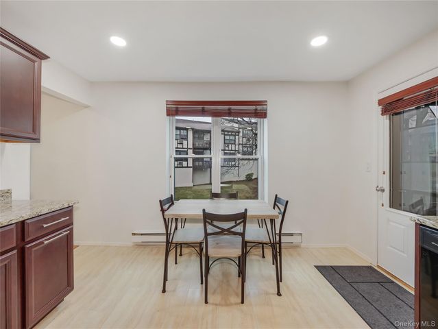 327 Sierra Vista Lane, Valley Cottage, NY 10989