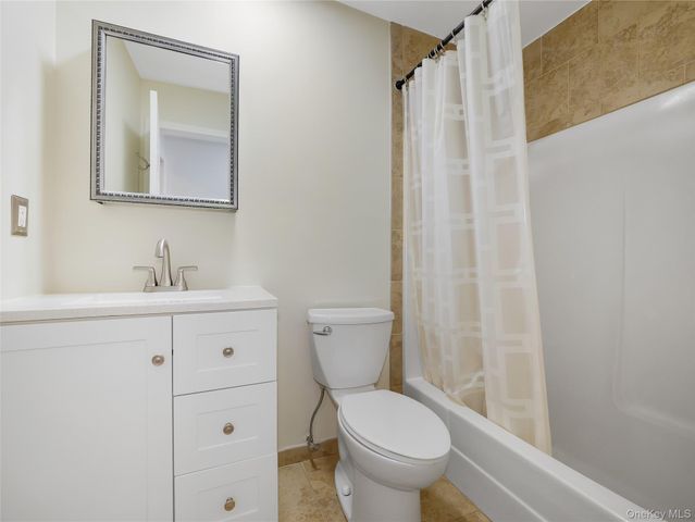 327 Sierra Vista Lane, Valley Cottage, NY 10989