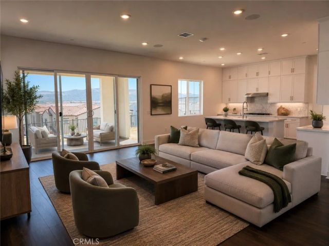 842 Heather Road, Rancho Mission Viejo, CA 92694