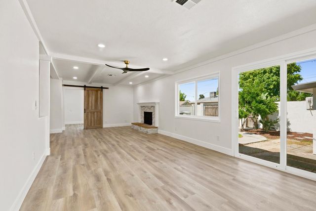 1611 Cameo Way, Modesto, CA 95350