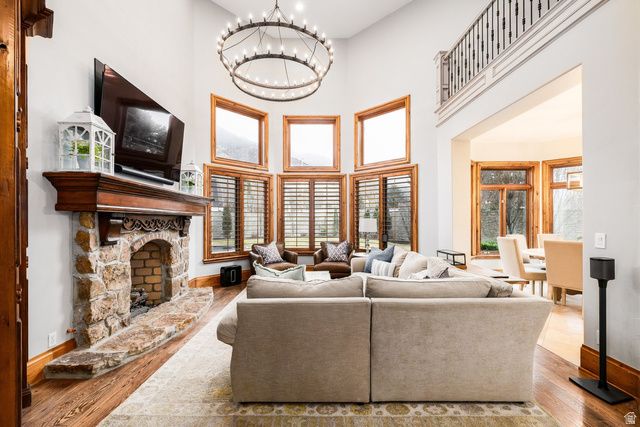 5083 S CLARENDEN PL, Holladay, UT 84117