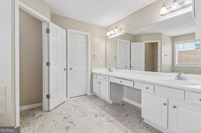 2773 Saddle Horn Place, Snellville, GA 30039