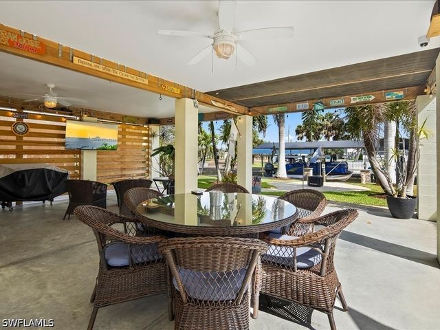 24550 Redfish ST, Bonita Springs, FL 34134
