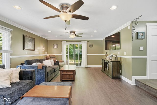 15412 Southeastern Parkway, Fishers, IN 46037