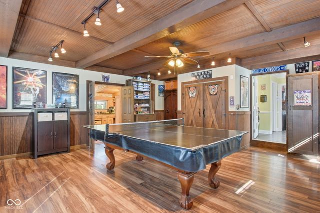 15412 Southeastern Parkway, Fishers, IN 46037