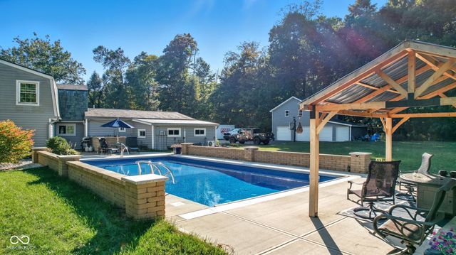 15412 Southeastern Parkway, Fishers, IN 46037