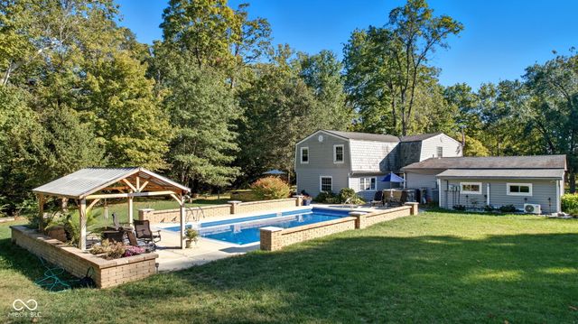 15412 Southeastern Parkway, Fishers, IN 46037