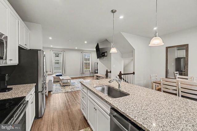 36060 COYOTE TRL, Locust Grove, VA 22508