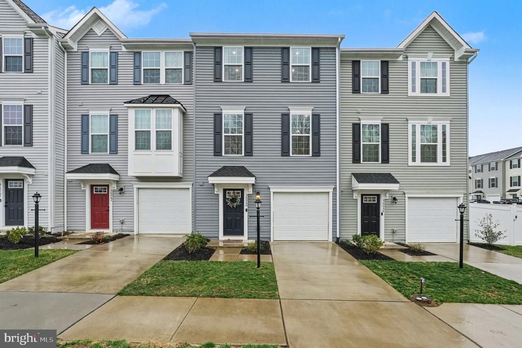 36060 COYOTE TRL, Locust Grove, VA 22508