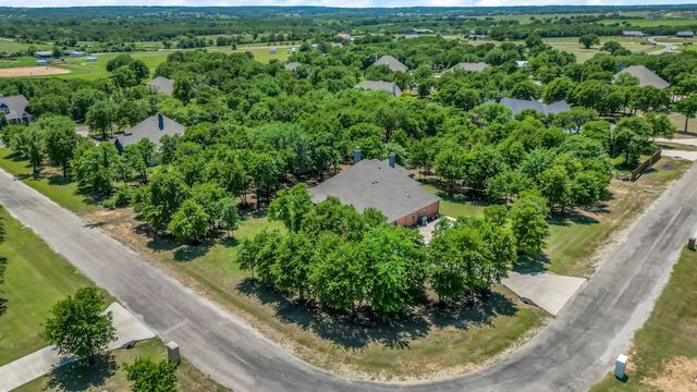 330 Timbers Circle, Poolville, TX 76487
