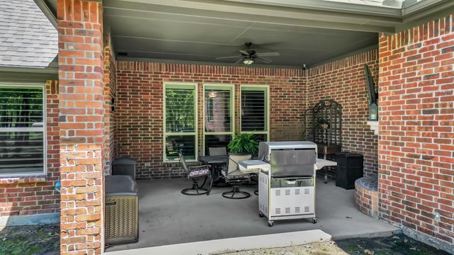 330 Timbers Circle, Poolville, TX 76487