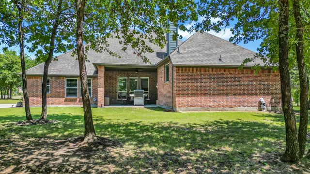 330 Timbers Circle, Poolville, TX 76487