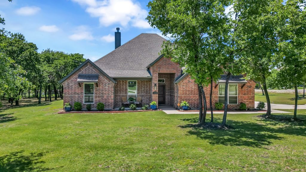 330 Timbers Circle, Poolville, TX 76487