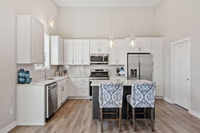 18126 Garland Path, Lakeville, MN 55044