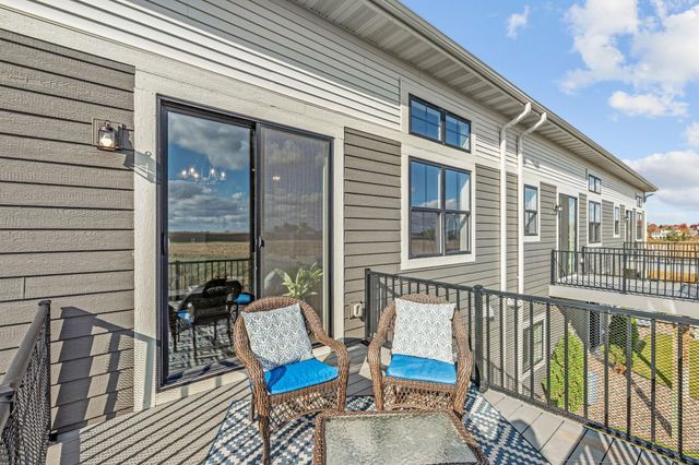 18126 Garland Path, Lakeville, MN 55044