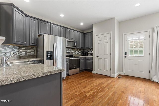 410 Ashbury Circle, Sweetwater, TN 37874