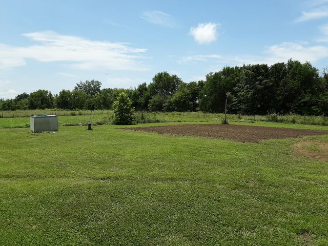 10665 S 1275 Road, Stockton, MO 65785