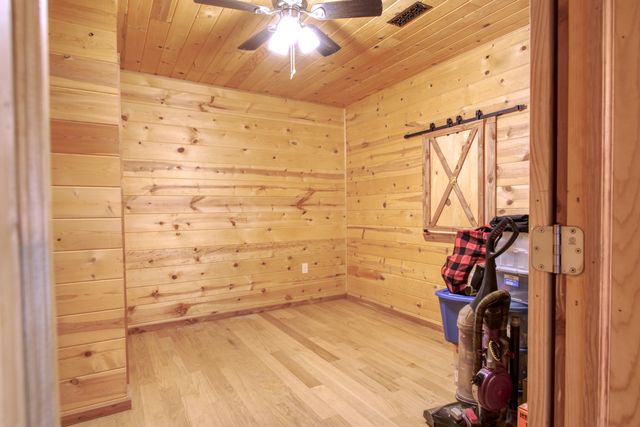 10665 S 1275 Road, Stockton, MO 65785