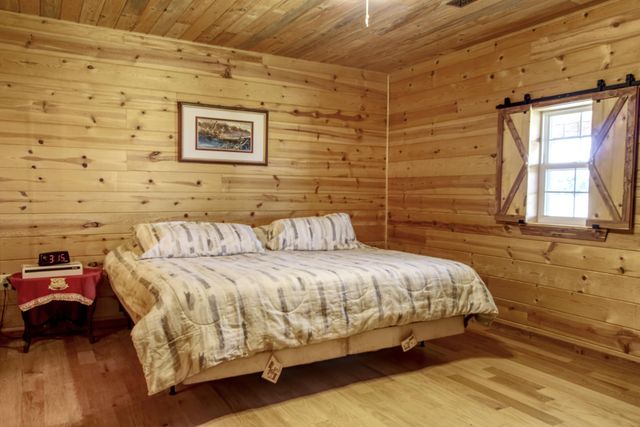 10665 S 1275 Road, Stockton, MO 65785