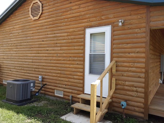 10665 S 1275 Road, Stockton, MO 65785