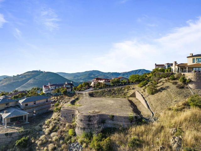 Camino De Arriba 148, Rancho Santa Fe, CA 92067