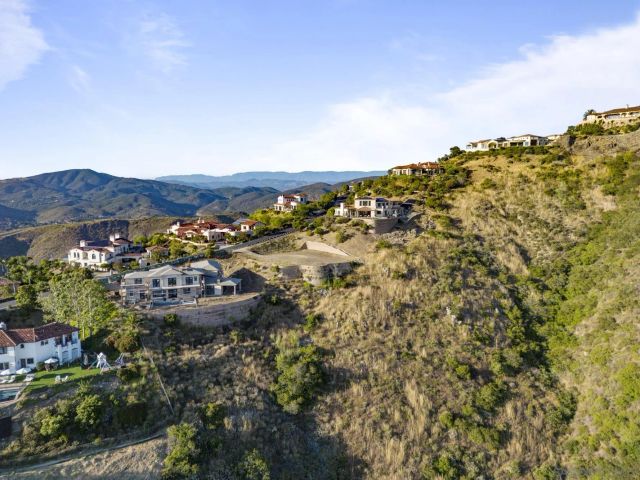 Camino De Arriba 148, Rancho Santa Fe, CA 92067