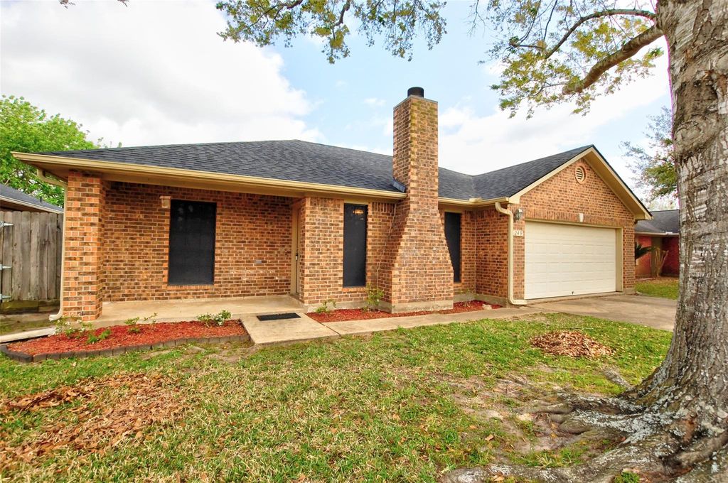 3065 County Road 855c, Alvin, TX 77511