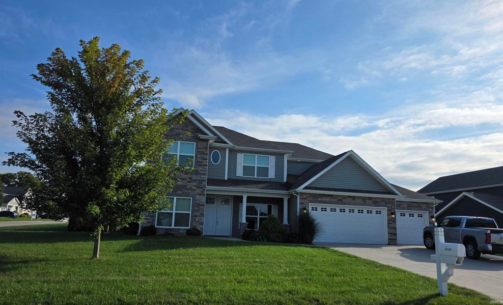 1049 Chesapeake Cove Drive, Lafayette, IN 47909