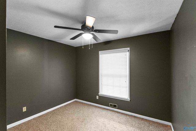 206 12th Street NW, Arab, AL 35016
