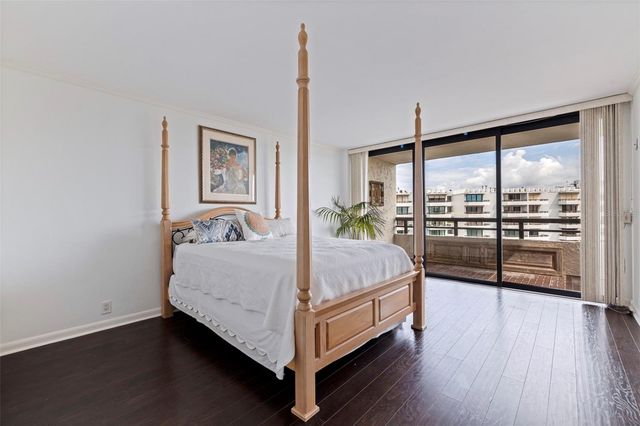 5700 MARINER STREET 702 & 703, Tampa, FL 33609