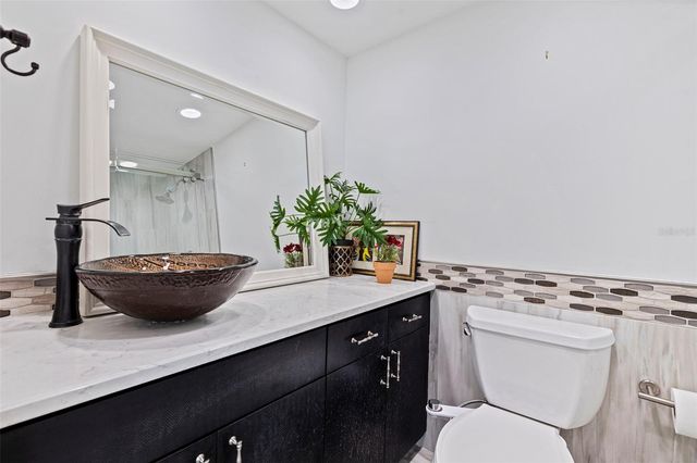 5700 MARINER STREET 702 & 703, Tampa, FL 33609