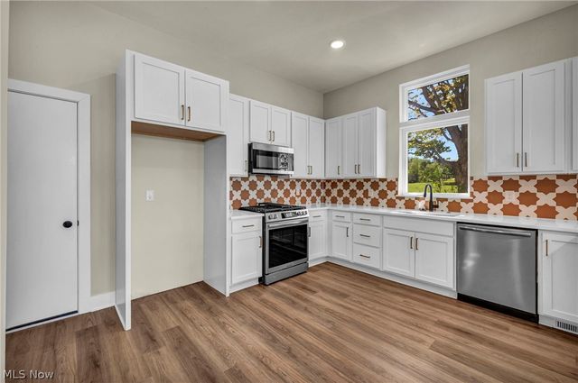 120 Cider Mill, Chardon, OH 44024