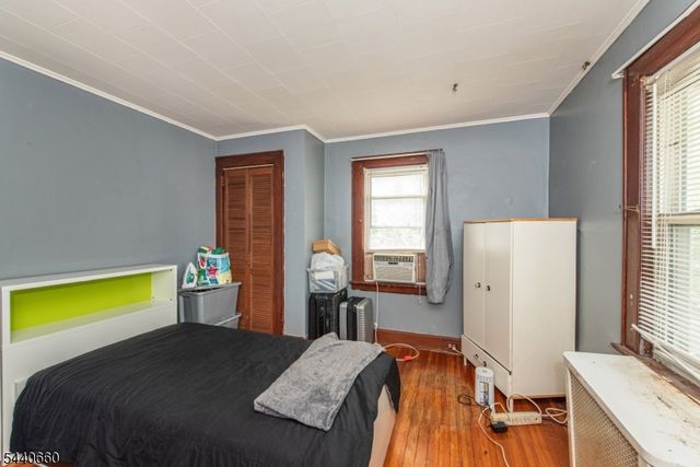 42 Delaware Ave, Bloomfield Twp., NJ 07003