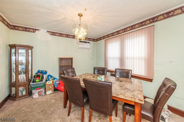 42 Delaware Ave, Bloomfield Twp., NJ 07003