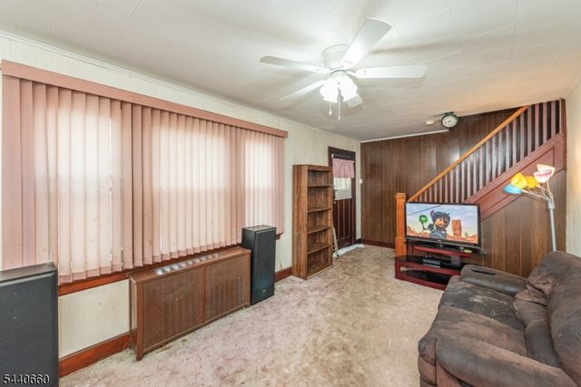 42 Delaware Ave, Bloomfield Twp., NJ 07003