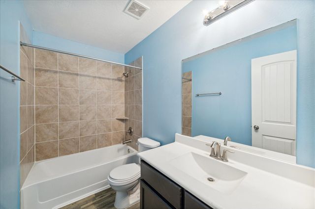 5710 Mid Way, Kingwood, TX 77339