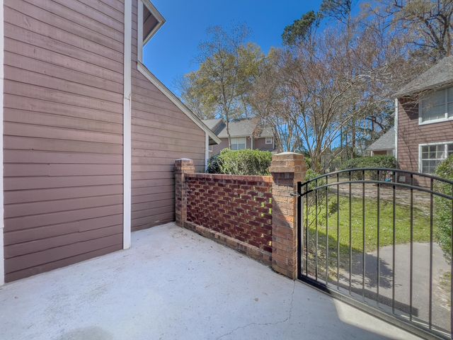 114 Luden Drive B, Summerville, SC 29483